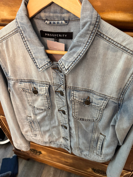Prosperity Light Wash Stretch Denim Jacket Medium NWOT